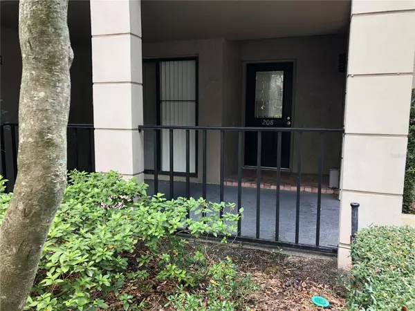 Altamonte Springs, FL 32714,1055 KENSINGTON PARK DR #208