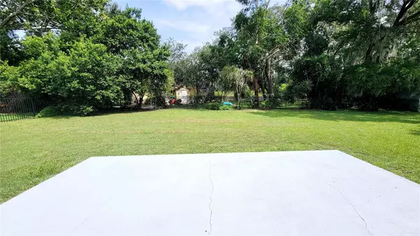 Clermont, FL 34711,1068 W LAKESHORE DR