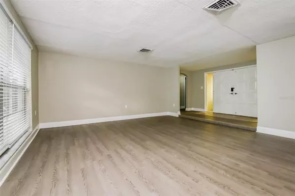 Port Richey, FL 34668,9131 HUNT CLUB LN