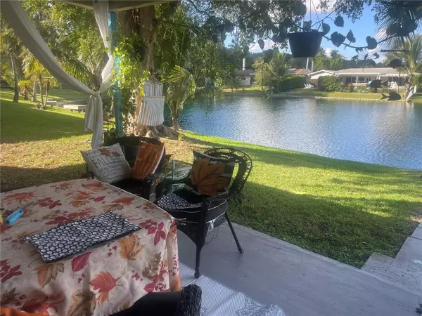 Davie, FL 33314,7551 SW 42ND PL