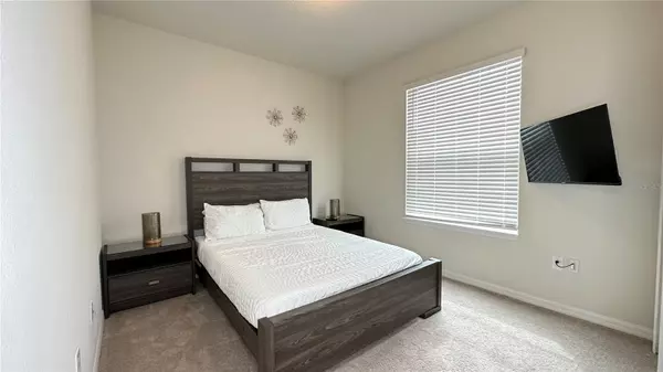 Davenport, FL 33837,7167 OAKMOSS LOOP
