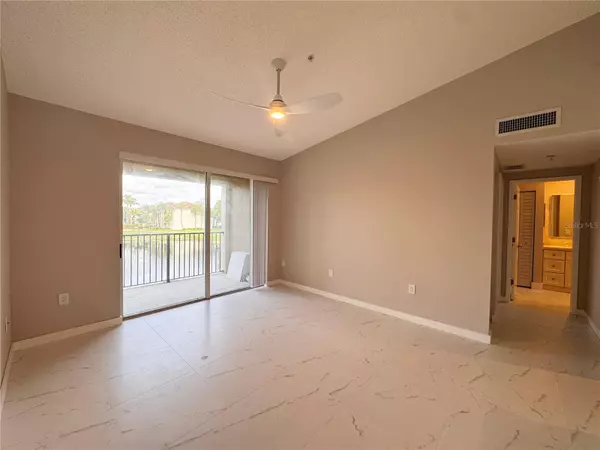 Tamarac, FL 33321,8070 N NOB HILL RD #202