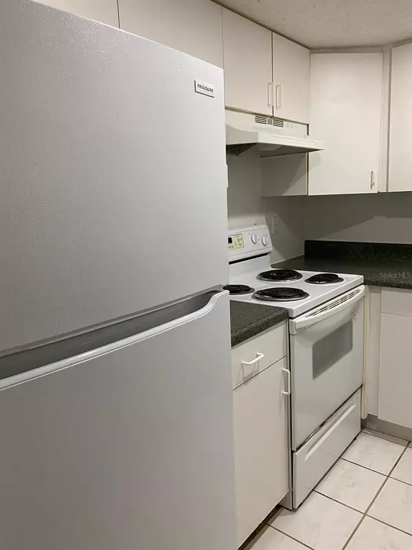 Altamonte Springs, FL 32714,906 LAKE DESTINY RD #F