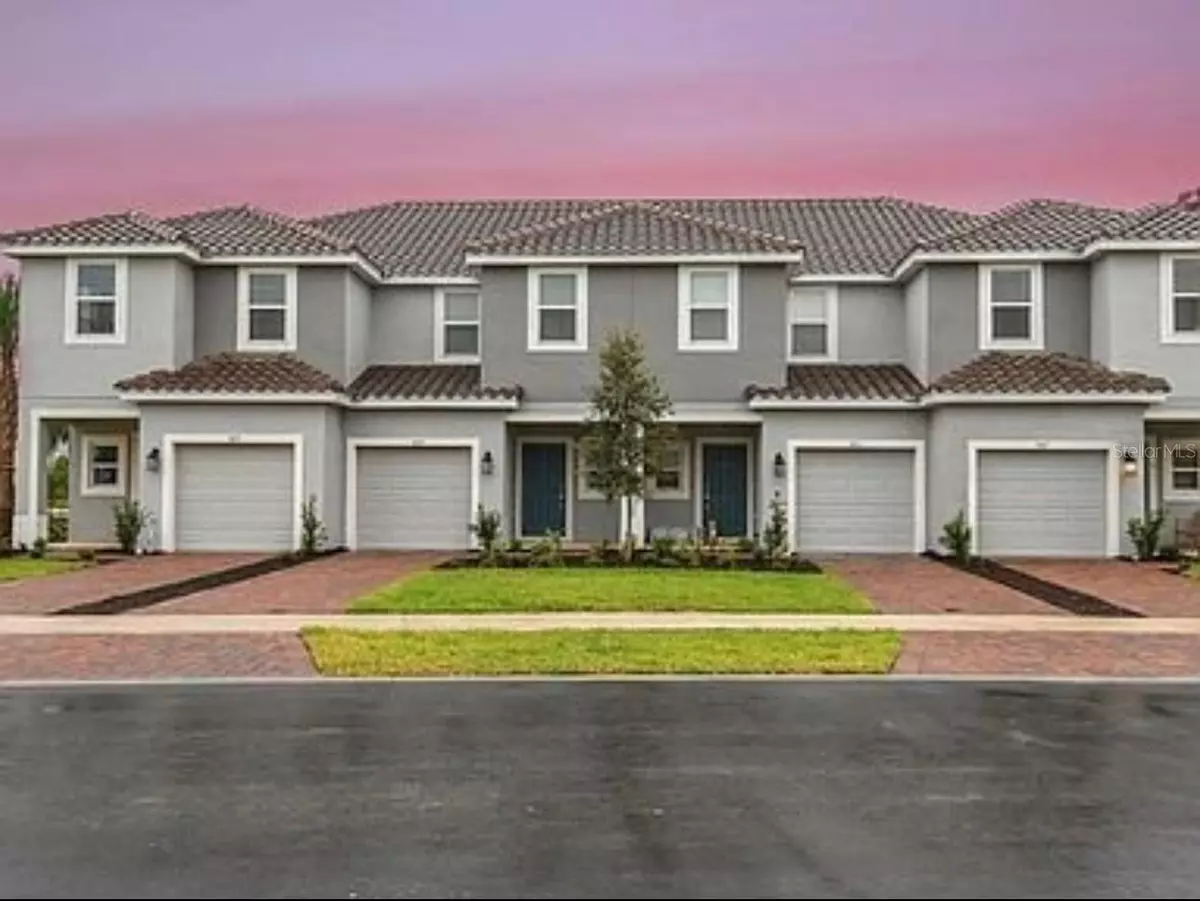 Edgewater, FL 32141,198 RIVER FRONT WAY