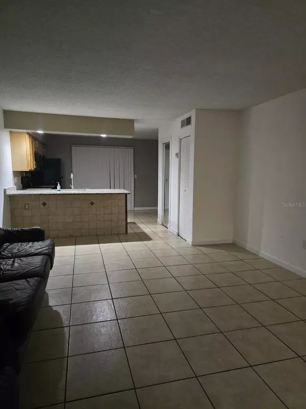 Orlando, FL 32822,1864 CARALEE BLVD #S