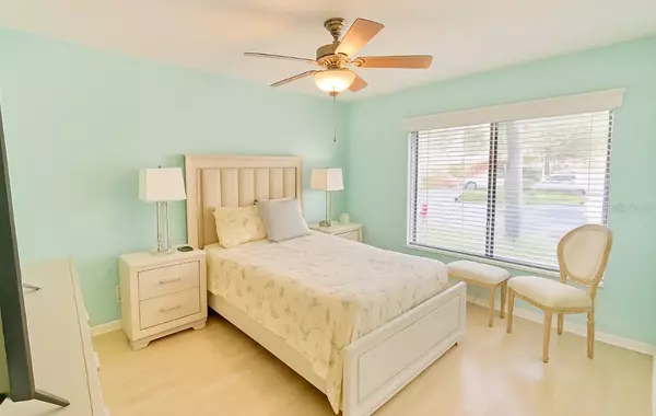 Winter Springs, FL 32708,466 CLUB DR