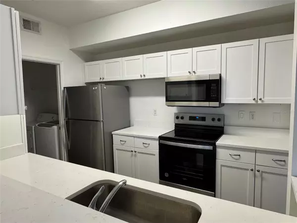 Orlando, FL 32811,5536 METROWEST BLVD #31