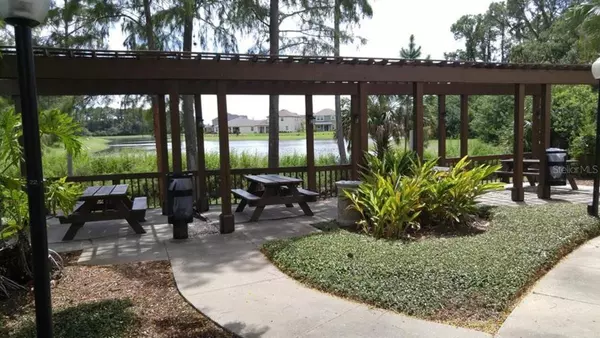 Orlando, FL 32811,5116 CONROY RD #16