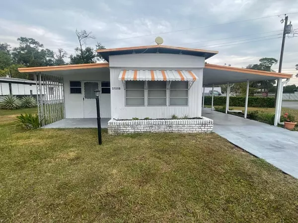 Zephyrhills, FL 33541,37353 RAY DR