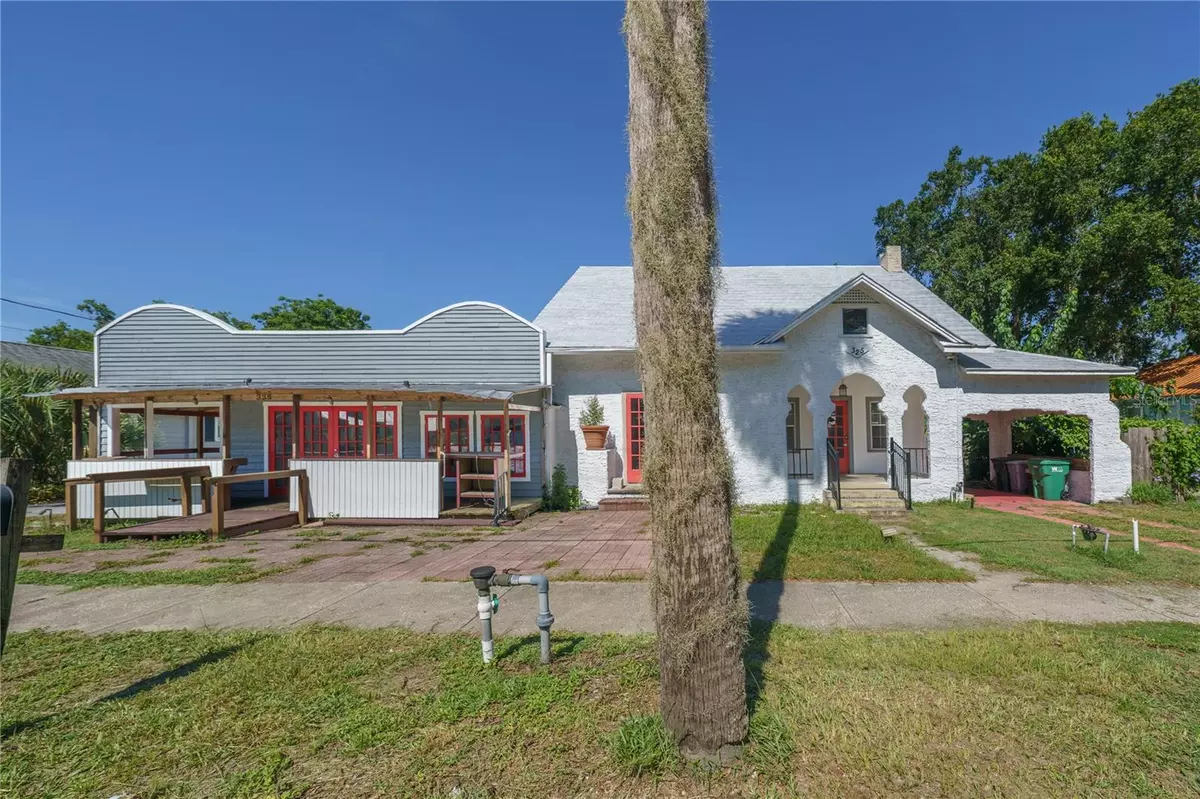 Mount Dora, FL 32757,325 S HIGHLAND ST
