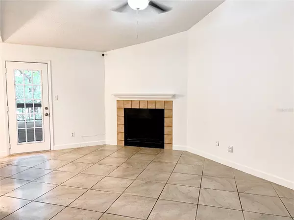 Orlando, FL 32822,4275 PERKINSHIRE LN #204