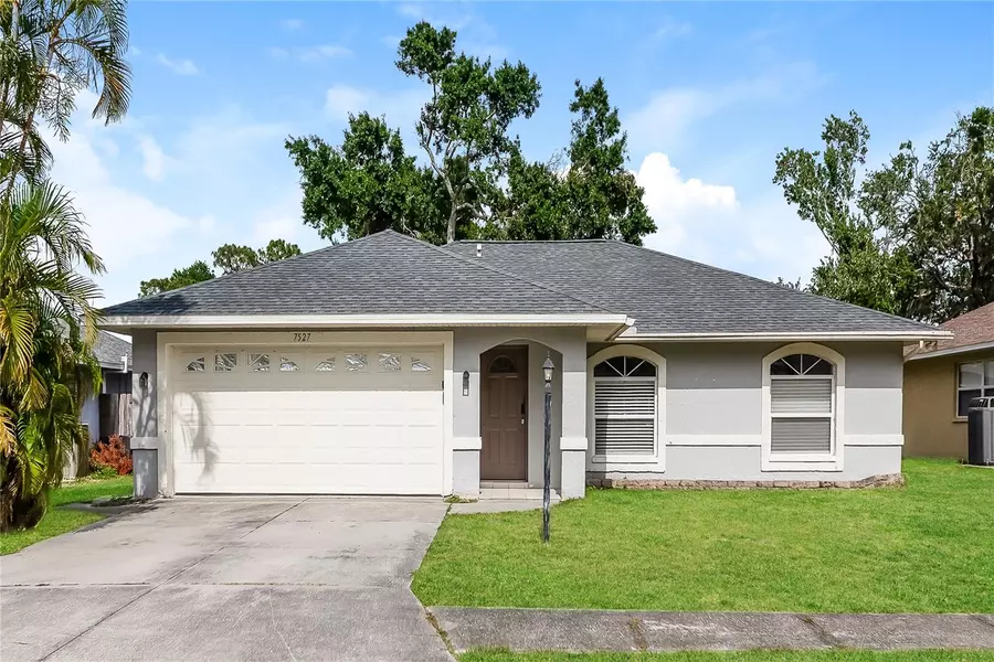 7527 42ND CT E, Sarasota, FL 34243