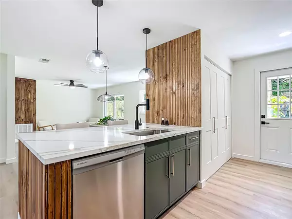 Lakeland, FL 33810,5403 CARMEN LN