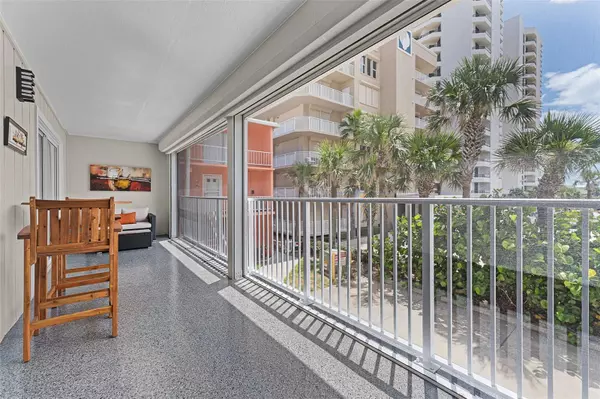 Daytona Beach, FL 32118,3845 S ATLANTIC AVE #10