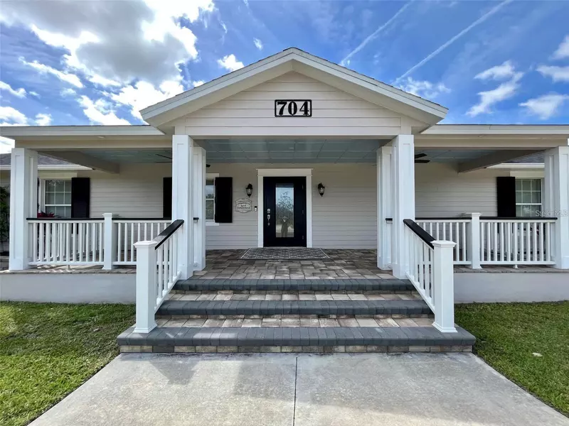 704 OSMOSIS DR SW, Palm Bay, FL 32908