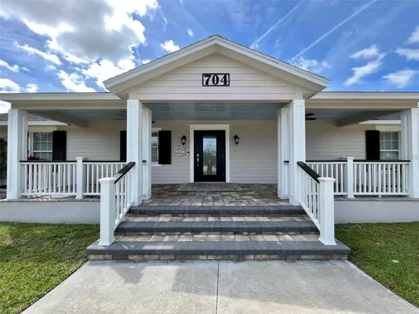 704 OSMOSIS DR SW, Palm Bay, FL 32908