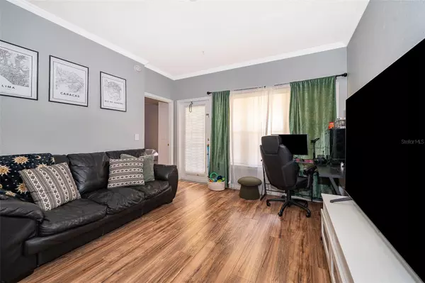 Orlando, FL 32839,3707 CONROY RD #1715