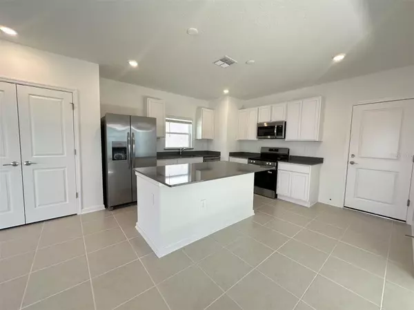 Orlando, FL 32829,7143 ROSY SKY AVE