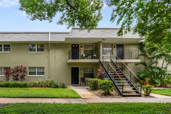 525 CONWAY RD #51, Orlando, FL 32807
