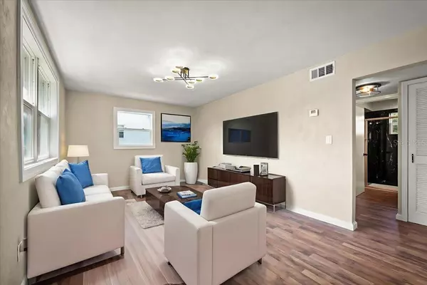 Daytona Beach, FL 32114,292 N SENECA ST