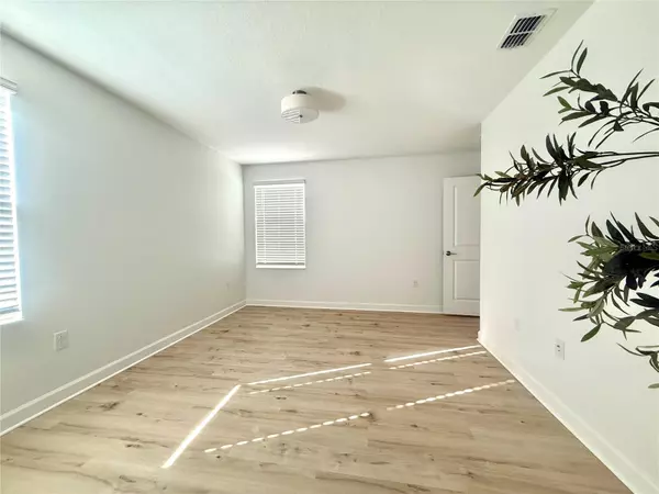 Orlando, FL 32832,9759 PETITION WAY