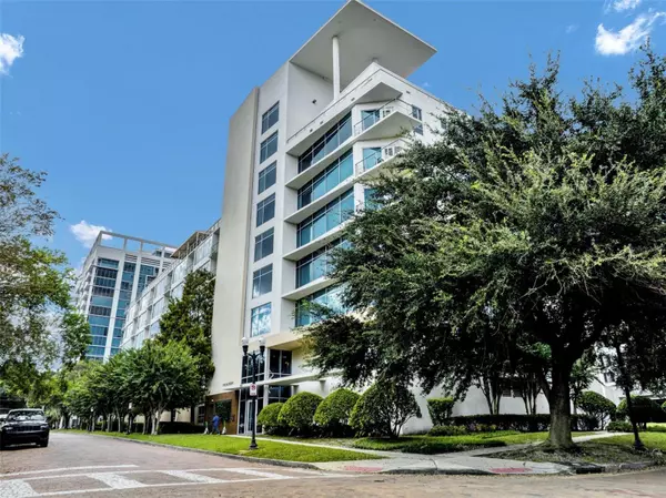 525 E JACKSON ST #301, Orlando, FL 32801