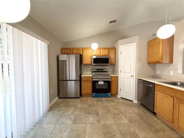 Winter Haven, FL 33884,2033 WHISPERING TRAILS BLVD