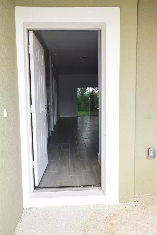 Davenport, FL 33896,460 LAKE SHORE Pkwy