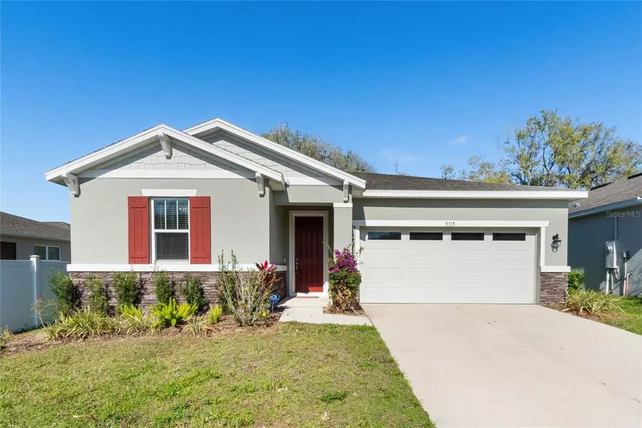 5315 MEADOW SONG DR, Okahumpka, FL 34762