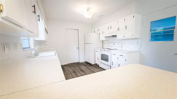 Ocala, FL 34479,2104 NE 51ST PL