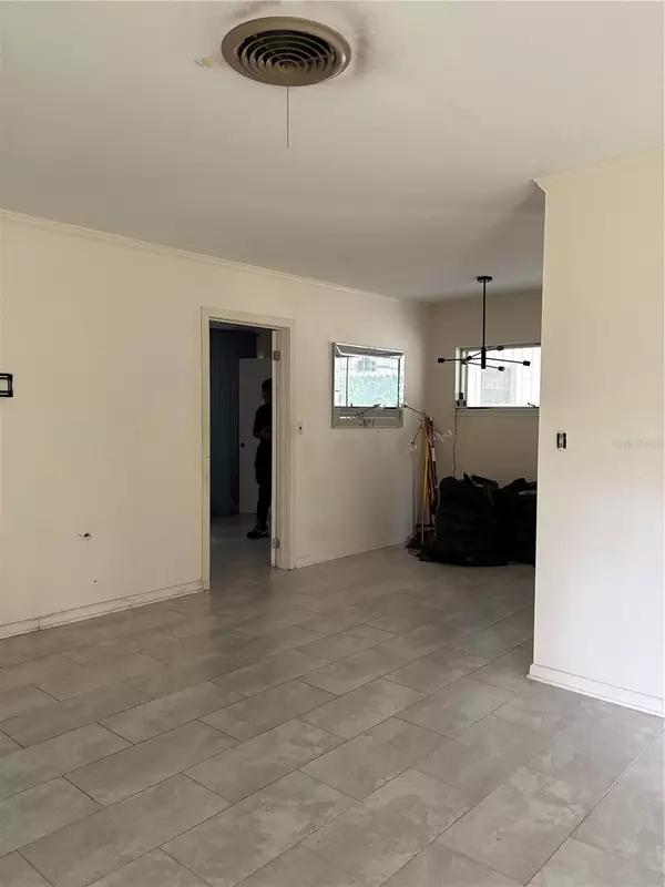 Apopka, FL 32712,506 N LAKE PLEASANT RD