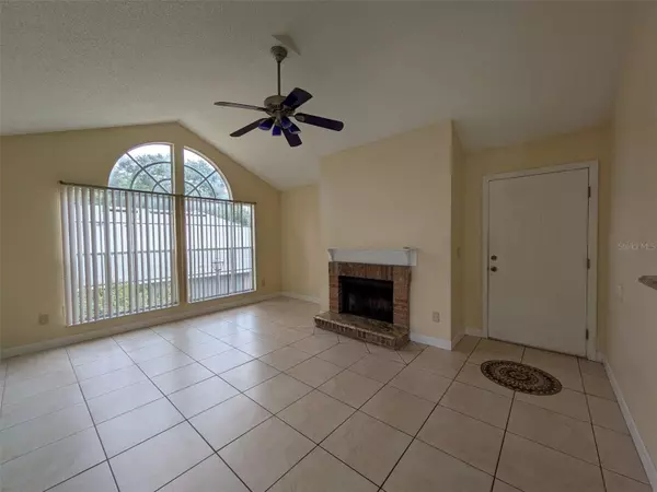 Lake Mary, FL 32746,935 BIRMINGHAM CT #207
