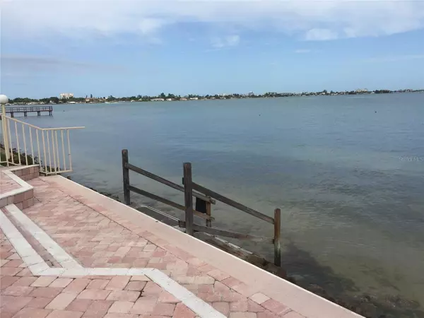 6180 SUN BLVD #115, St Petersburg, FL 33715