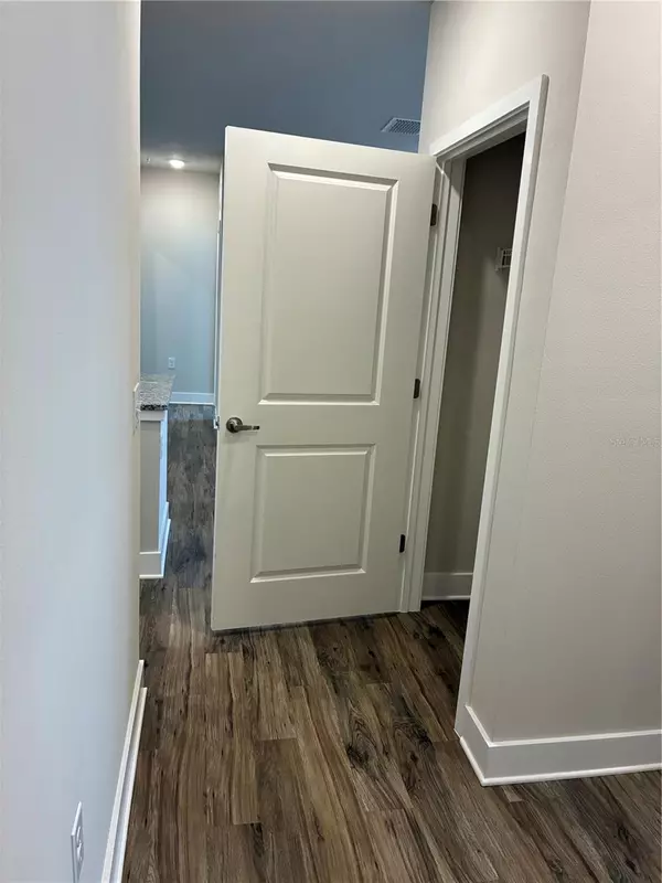 Mount Dora, FL 32757,801 NAVAL AVE #2-203