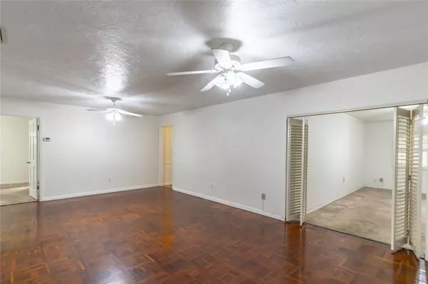 Longwood, FL 32750,1200 ADAMS ST