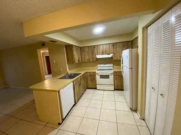 Winter Haven, FL 33880,67 DEENA WAY #67