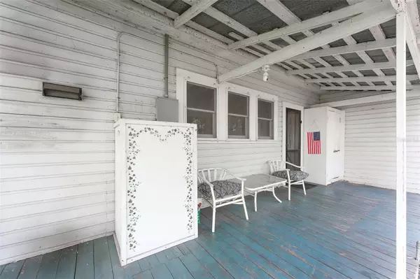 Altoona, FL 32702,18832 COUNTY ROAD 42