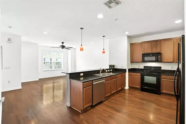 Lake Mary, FL 32746,655 PENSACOLA LN