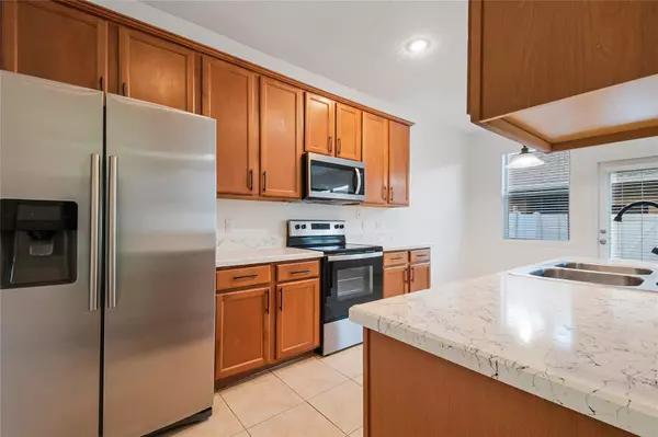 Orlando, FL 32824,2247 J LAWSON BLVD