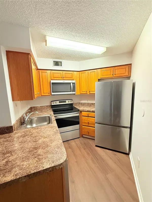 Orlando, FL 32822,3883 ATRIUM DR #3