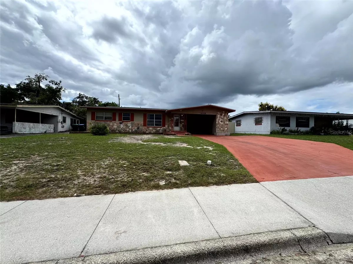 Orlando, FL 32808,2008 CRICKET DR