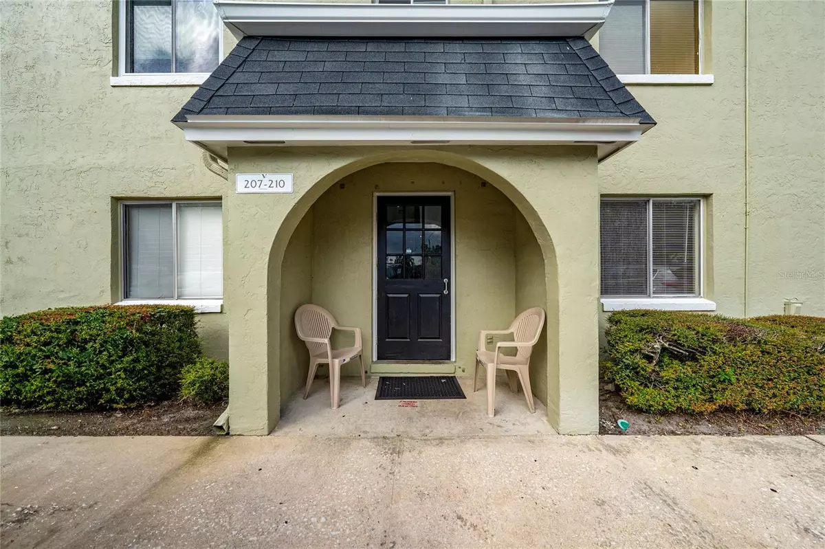 Orlando, FL 32807,525 CONWAY RD #209