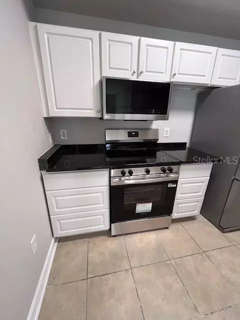 Orlando, FL 32811,5578 METROWEST BLVD #105
