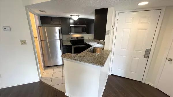 Orlando, FL 32839,1972 LAKE ATRIUMS CIR #181