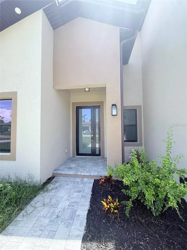 Rotonda West, FL 33947,273 ANTIS DR