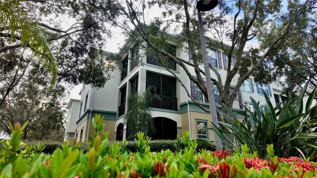 11565 MIZZON DR #208, Windermere, FL 34786