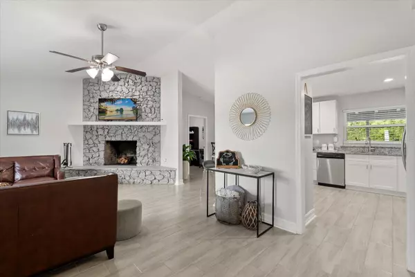 Orlando, FL 32807,690 N FORSYTH RD