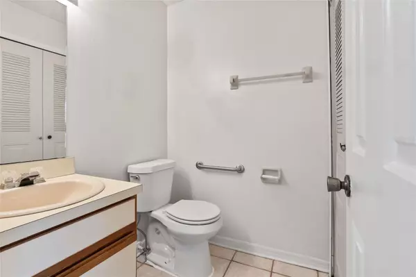 Orlando, FL 32807,6299 RIVER RUN PL #198