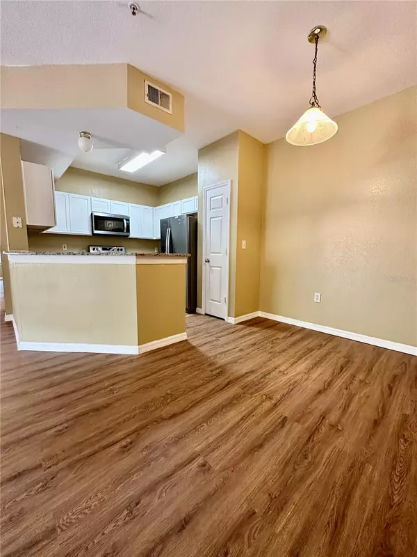 Ocoee, FL 34761,2025 ERVING CIR #201