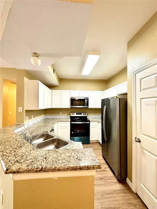 Ocoee, FL 34761,2025 ERVING CIR #201